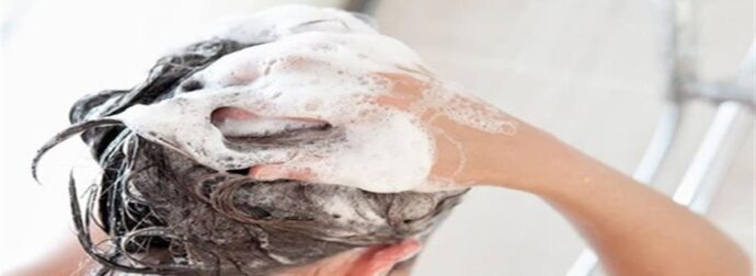 Ο απίστευτος λόγος που πρέπει να χρησιμοποιήσεις μαγειρική σόδα όταν λούζεις τα μαλλιά σου – Προσφέρει…