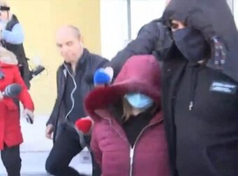 Νεκρό βρέφος στον Αλιάκμονα: «Δεν σκότωσα το παιδί μου» λέει η μητέρα – Οι κατηγορίες που τη βαραίνουν και η προθεσμία που έλαβε (video)