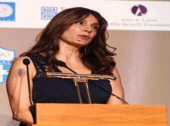 Εκτάκτως στο νοσοκομείο η Πόπη Τσαπανίδου – Το πρόβλημα υγείας που αντιμετωπίζει