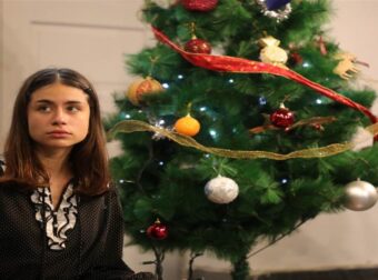 Βασιλική Σούτη: «Είναι λυπηρό να εκμηδενίζεται το θέατρο στη χώρα που γεννήθηκε»