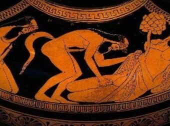 Δυσκολευόμαστε να τις πιστέψουμε: Οι 5 πιο παράξενες σeξουαλικές συνήθειες των αρχαίων Ελλήνων