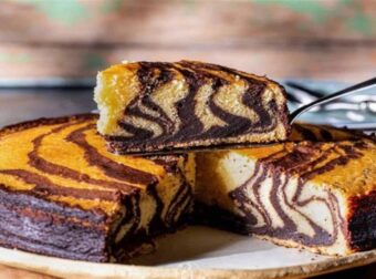Κέικ «ζέβρα»: Η γρήγορη συνταγή για κέικ που κάνει τον γύρο του διαδικτύου
