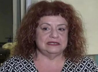 Ελένη Κοκκίδου για Τέμπη: «Σε μια στιγμή κάηκαν φοιτητές σαν τα κρύα νερά, εξαϋλώθηκαν άνθη»