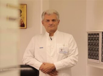 Ο κ. Γρηγόρης Τσιώτος και η ομάδα του ανεβάζουν ψηλά τον πήχη της ελληνικής παγκρεατικής  χειρουργικής