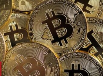 Bitcoin: Προσπάθεια να κρατηθεί στα 28.000 δολάρια