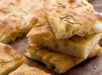Pizza bianca: Η αυθεντική ιταλική συνταγή